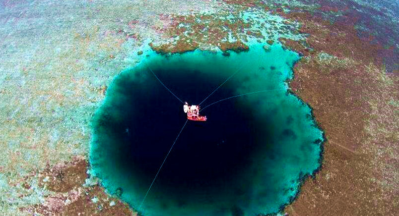 世界最深海洋蓝洞在哪里