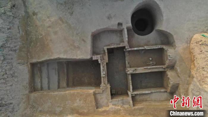 山东鲁西地区首次发现元代砖雕壁画墓