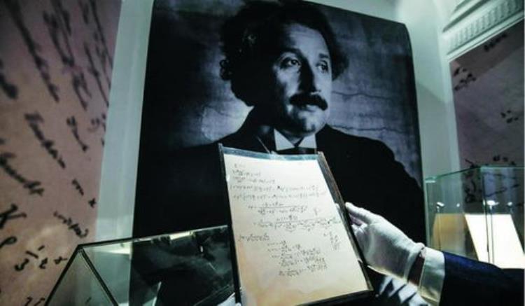 爱因斯坦说过它是一个永恒之谜吗,爱因斯坦临终遗言揭开了宇宙之谜