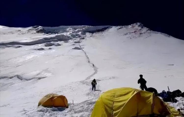 91年登山17人失踪事件,十七位登山队员遇难7年后发现日记