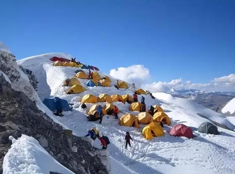 91年登山17人失踪事件,十七位登山队员遇难7年后发现日记