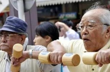 日本老龄化问题产生的原因