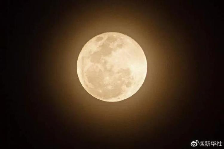 月食 诗歌,血月的景象