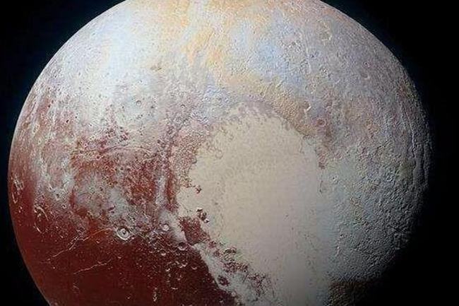 冥王星为什么被开除了?质量仅月球的六分之一(降级矮行星)