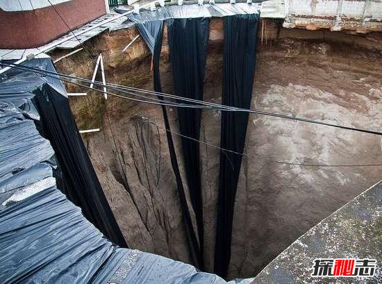 世界最壮观的人为天坑，危地马拉天坑(深100米直径30米)