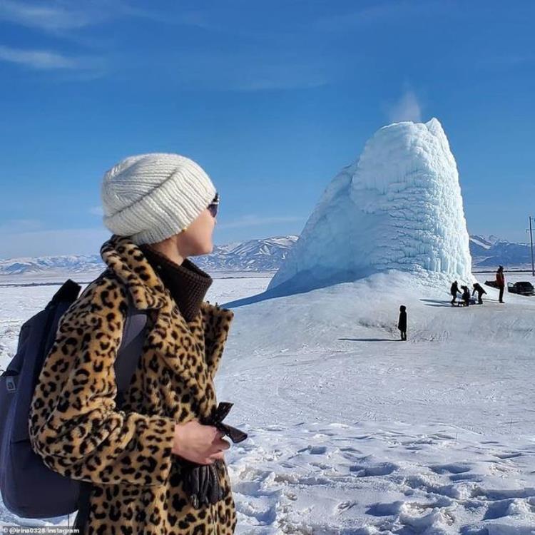 哈萨克斯坦现冰火山喷发,哈萨克斯坦的神奇景观冰火山