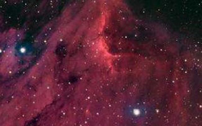 煤袋星云位于何处？距离地球大约600光年远