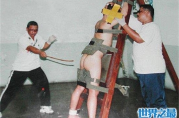 可怕的新加坡鞭刑 新加坡最严厉的惩罚