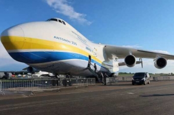 世界上最大的飞机：最大载重量可达640吨(全球仅一架)