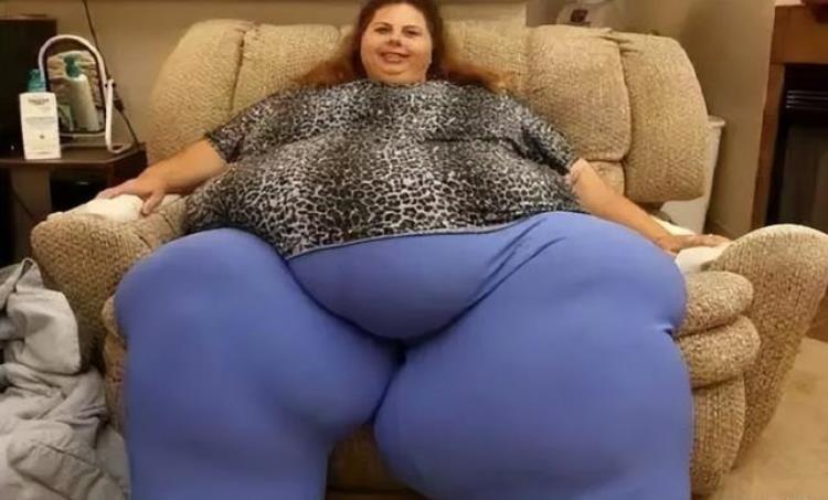 世界第一胖女子1450斤(世界第一巨胖女人)