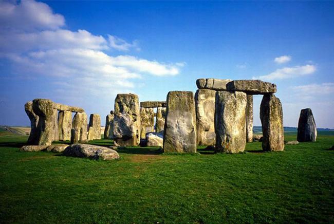 巨石阵之谜的谜是什么?古早人类如何依靠人力运送巨石