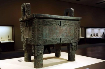 世界上最大的青铜器 司母戊鼎（国家博物馆镇馆之宝）