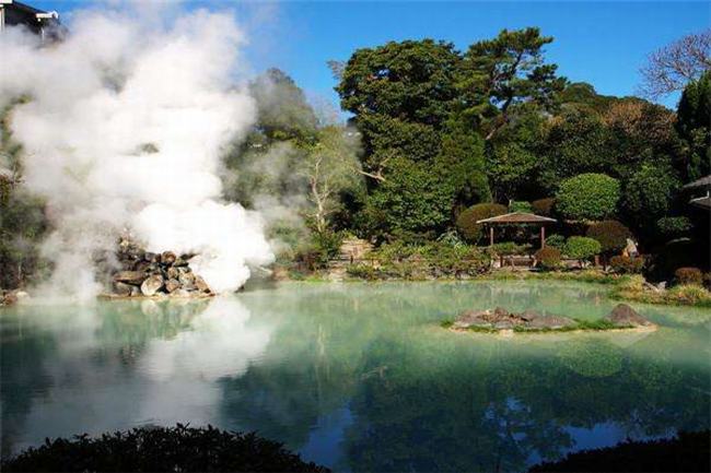世界十大温泉排名 世界上有哪些值得一去的温泉