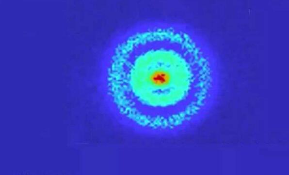 SEM电子显微镜下的原子，人体肉眼看不到隐形原子