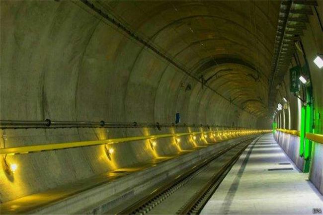 世界上最长的隧道 圣哥达基线隧道（实现57公里目标）