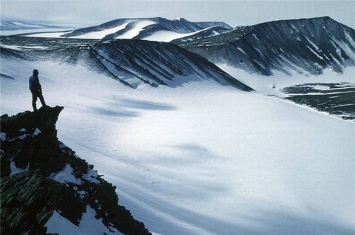 世界上最大的冰川 位于南极洲的兰伯特冰川