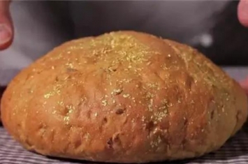 世界上最贵的面包:足足有250毫克金粉(每个价值903元)