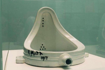 世界上最贵的小便池:被称20世纪最伟大的艺术品(无价宝)
