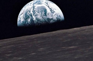 月球为什么没有大气层?月球上面到底有什么