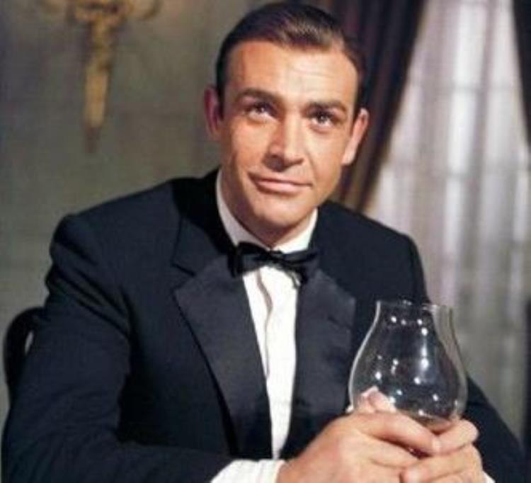 007神秘人物现状「007人物解析」
