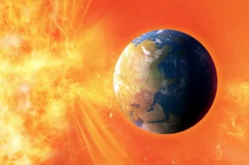 为什么太阳光在太空中那么冷,到达地球后反而变热了?,为啥太阳光在太空中是冷的