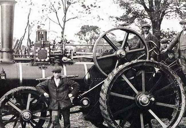 蒸汽机的发明者是谁 史蒂芬孙发明第一台蒸汽机