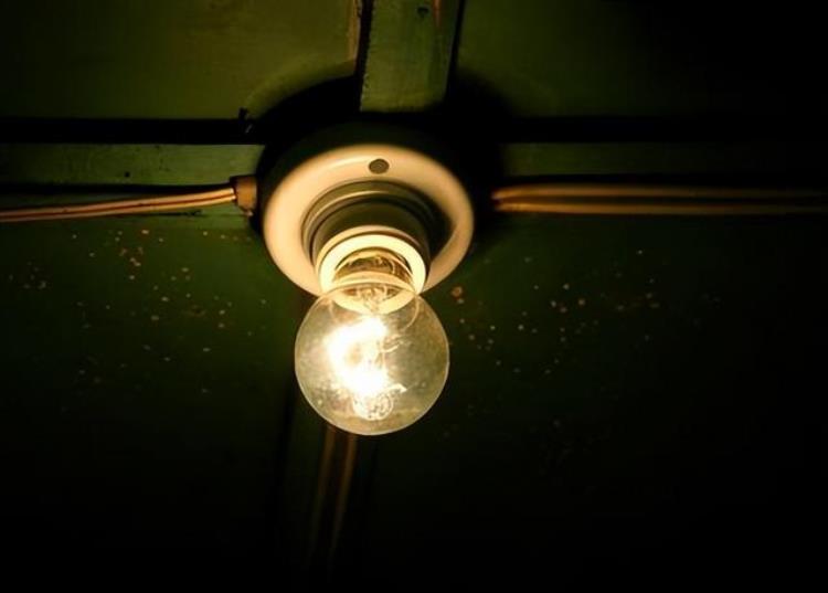 爱迪生除了灯泡还发明了什么,除了爱迪生还有哪些著名的发明