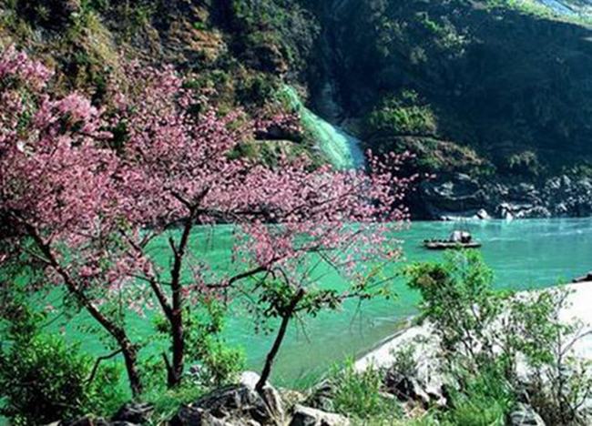 怒江的源头在哪里 发源自唐古拉山南麓的吉热拍格