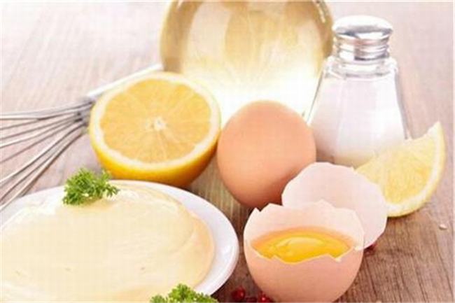 牛奶和鸡蛋能一起吃吗 牛奶和鸡蛋属于标配（营养高）