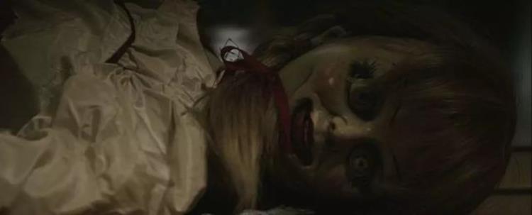 美国恐怖娃娃安娜贝尔的真实故事,世界十大恐怖片安娜贝尔