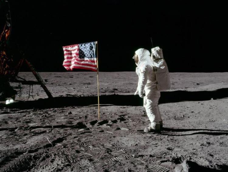 美国没登月,月球神秘小屋证实了吗