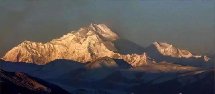 世界第一高峰是珠穆朗玛峰,世界第二高峰是?,珠穆朗玛峰第二高峰