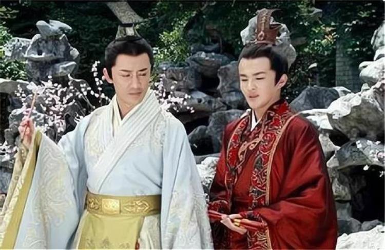 为什么汉景帝没有传位自己儿子「为什么西汉最后三位皇帝都没有子嗣到底是哪里出了问题」