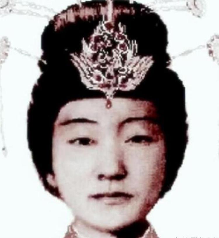 清朝的妃子为什么那么丑「清朝皇帝王爷的妃子为何都长得丑祖上一条规矩太大不敢不遵守」