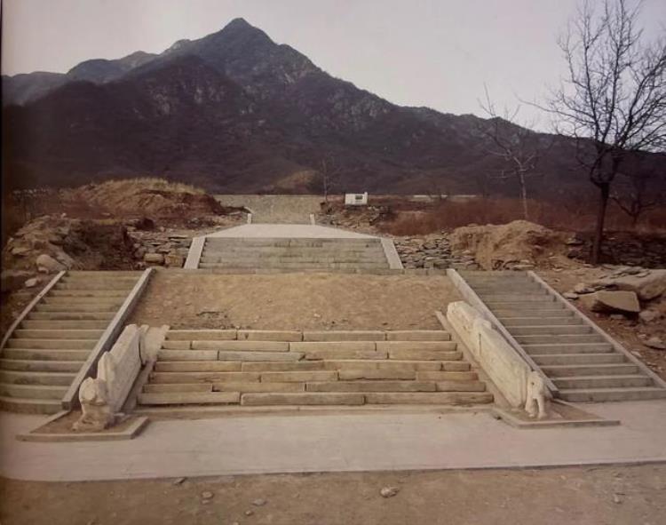 北京皇家陵墓「揭秘北京第一个皇陵群它见证了北京800多年的建都史」