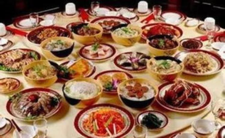 古代一顿饭是多长时间「古代皇帝们一顿饭要吃多久有多少道菜」