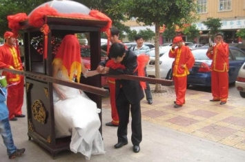 轿子是中国古代普遍的交通工具为何朱元璋时期禁止乘轿