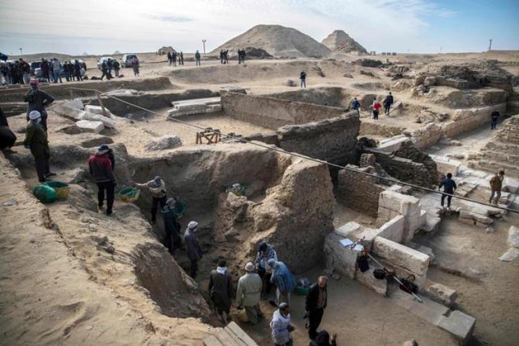 新疆发现五具干尸,考古女尸真实历史
