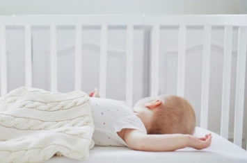 为什么孕期睡觉容易出汗,宝宝睡觉为什么总是满头大汗