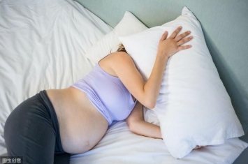 孕期为什么晚上会失眠,为什么孕妈很容易失眠
