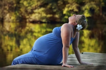 孕期为什么胃部老是跳动,很多准妈妈都把它当成肠胃蠕动了