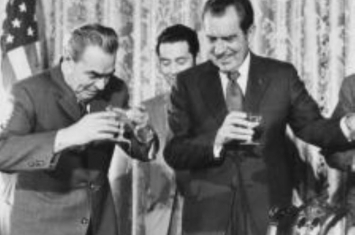 历任美国总统爱喝什么酒尼克松里根对茅台情有独钟
