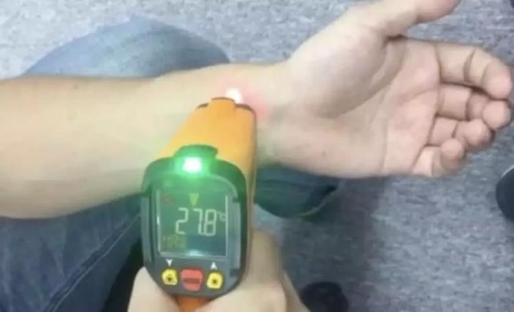 人体温度计如何使用,手表能承受的温度