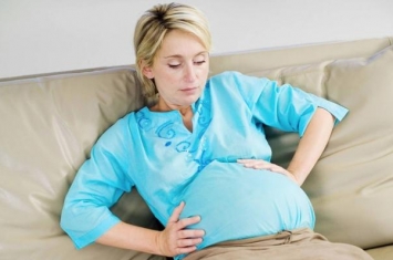 孕期为什么到后期身上疼,孕晚期为什么会频繁宫缩