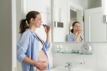 孕期口水为什么那么多,孕妇为什么会流口水