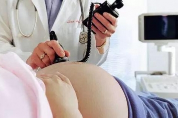 为什么怀孕期尿多,不同时间阶段需要注意什么
