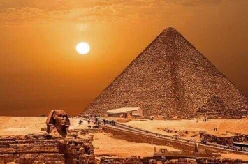 金字塔与长城哪个更伟大(长城和金字塔哪个建造难度更高)