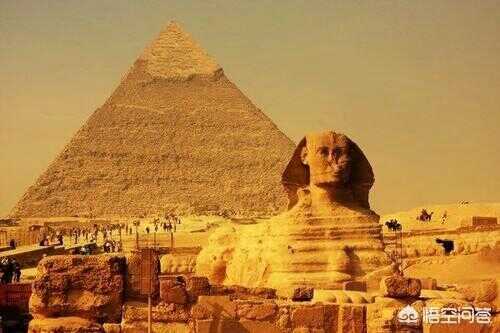 金字塔的巨石是怎样堆砌起来的(金字塔巨石是怎么堆砌而成的)