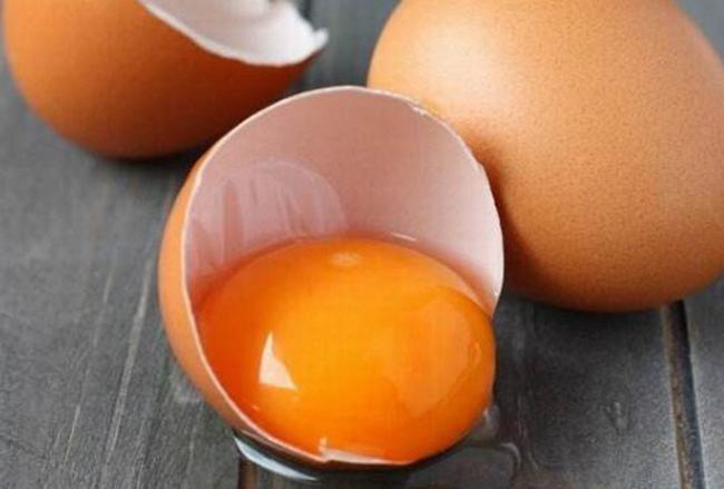 人造假鸡蛋真的存在吗?有人真的会制作假鸡蛋卖钱吗